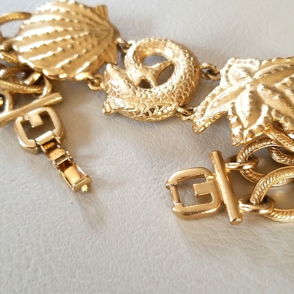 Vintage Diane Von Furstenberg Runway Couture Gold Tone Nautical Bracelet - Picture 15 of 16